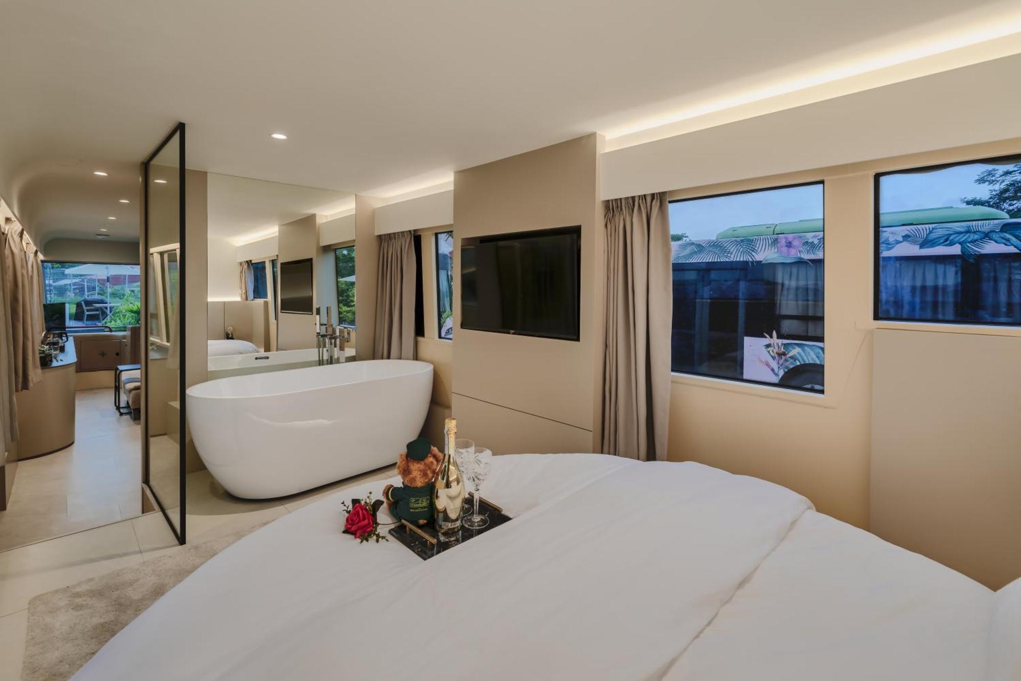 The Bus Collective Hotel Singapore Exterior photo